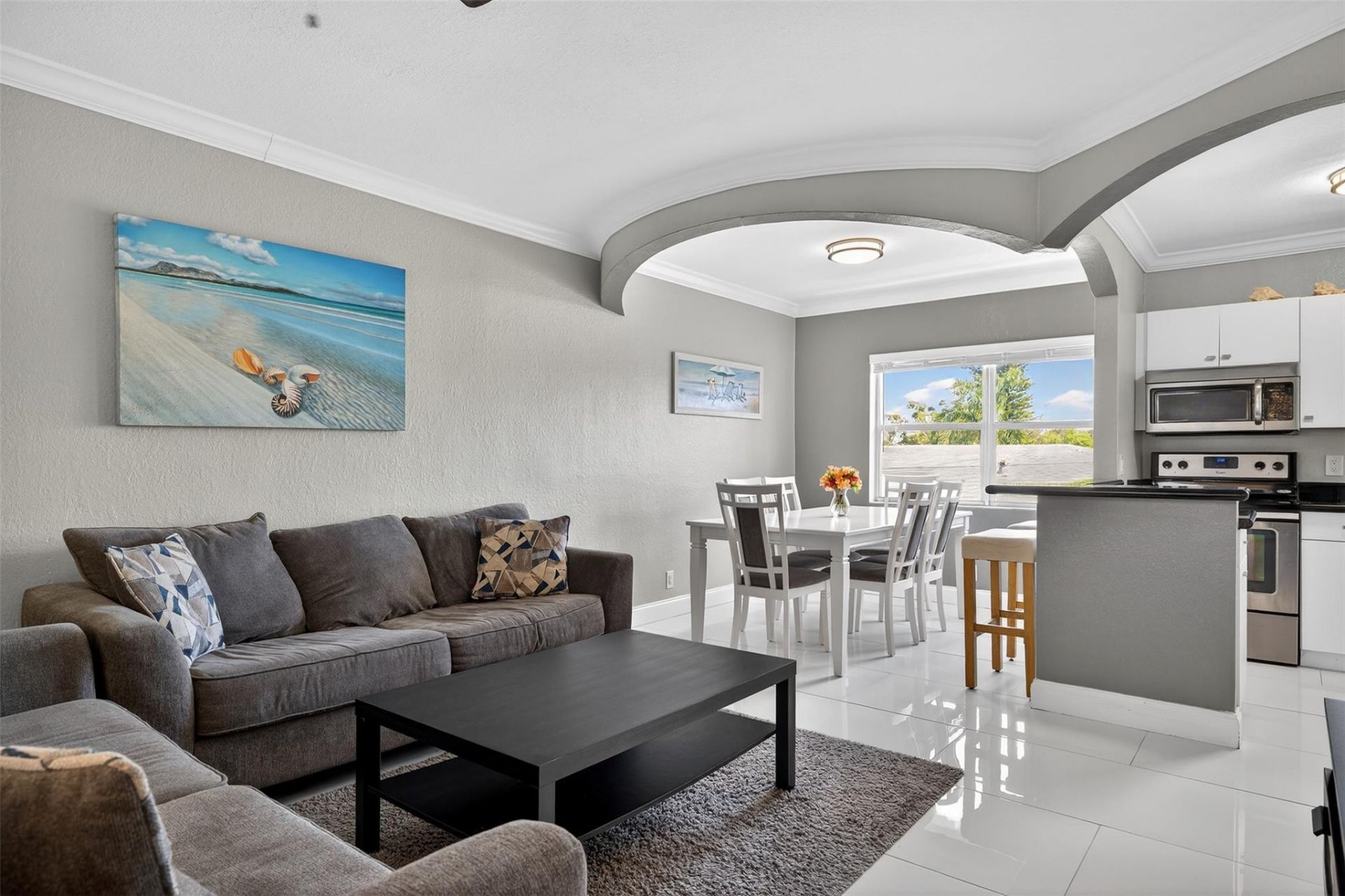 744 NE 14th Avenue, Unit 21, Fort Lauderdale, FL 33304 Photo