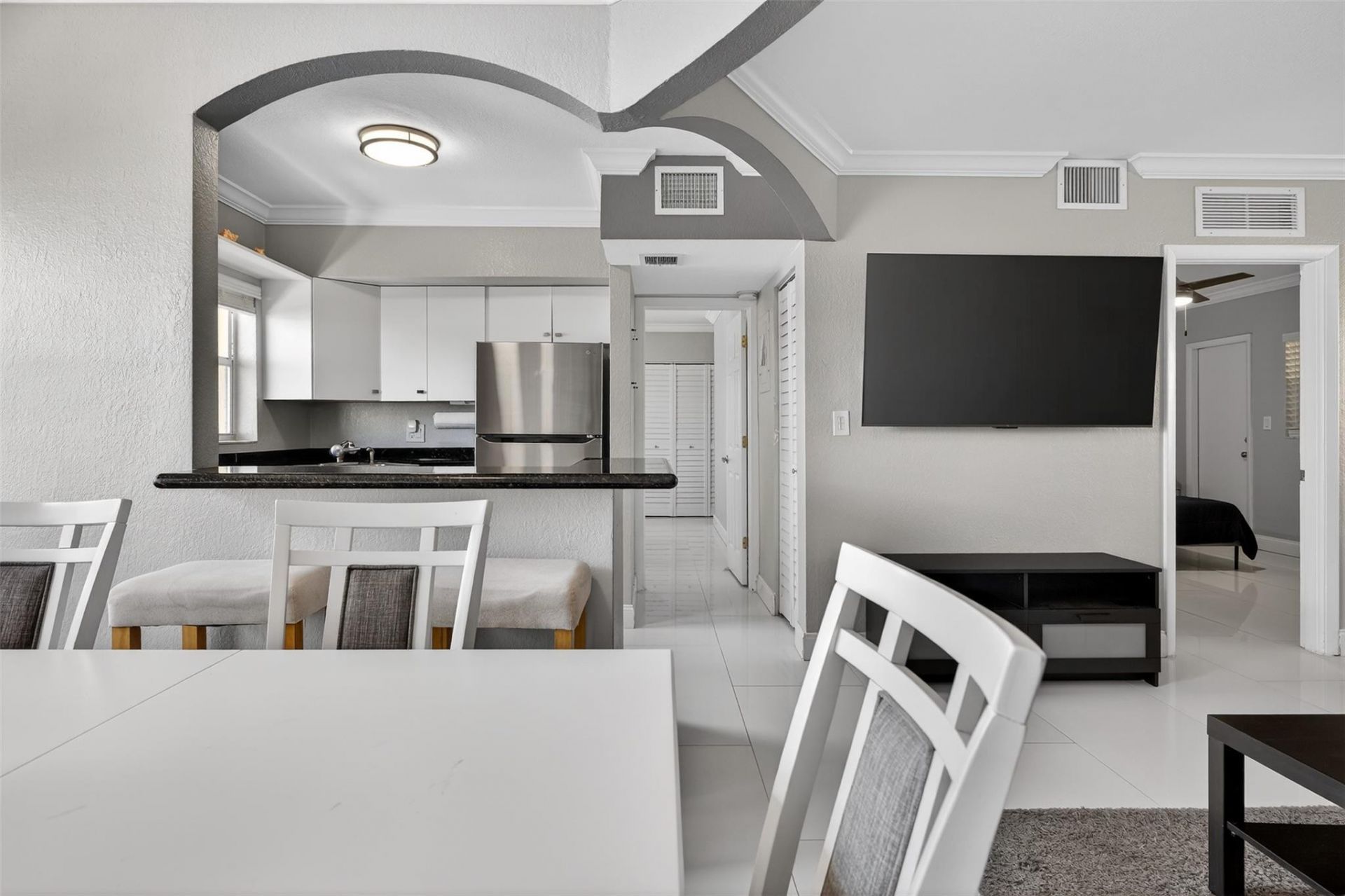 744 NE 14th Avenue, Unit 21, Fort Lauderdale, FL 33304 Photo