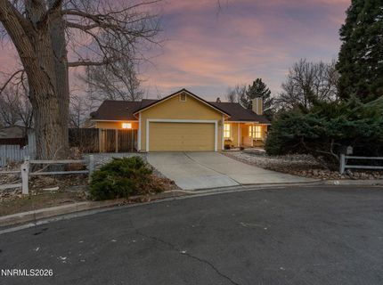 90 May Drive, Sparks, NV 89436 Photo