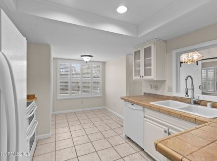 90 May Drive, Sparks, NV 89436 Photo