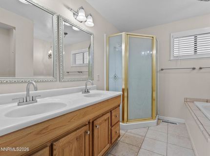 90 May Drive, Sparks, NV 89436 Photo