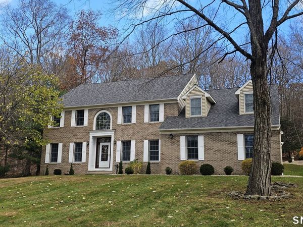 183 Coachmans, Southbury, CT 06488