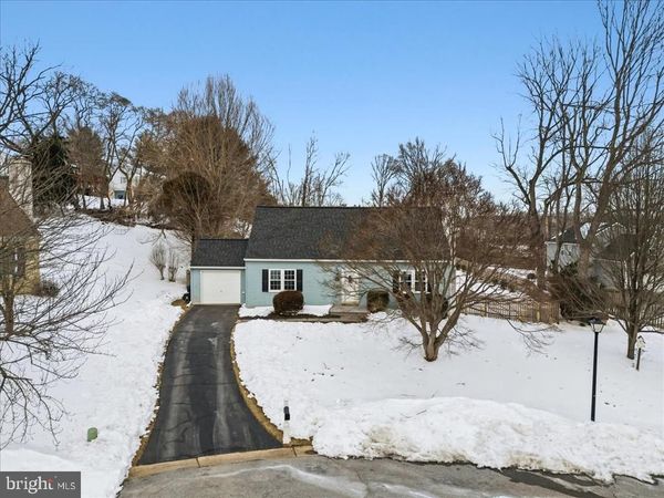 11 N WILLIAMSON ROAD, AVONDALE, PA 19311