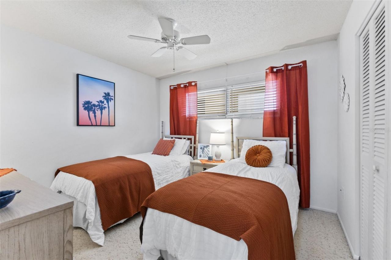 915 Beach Road, Unit 318, Sarasota, FL 34242 Photo