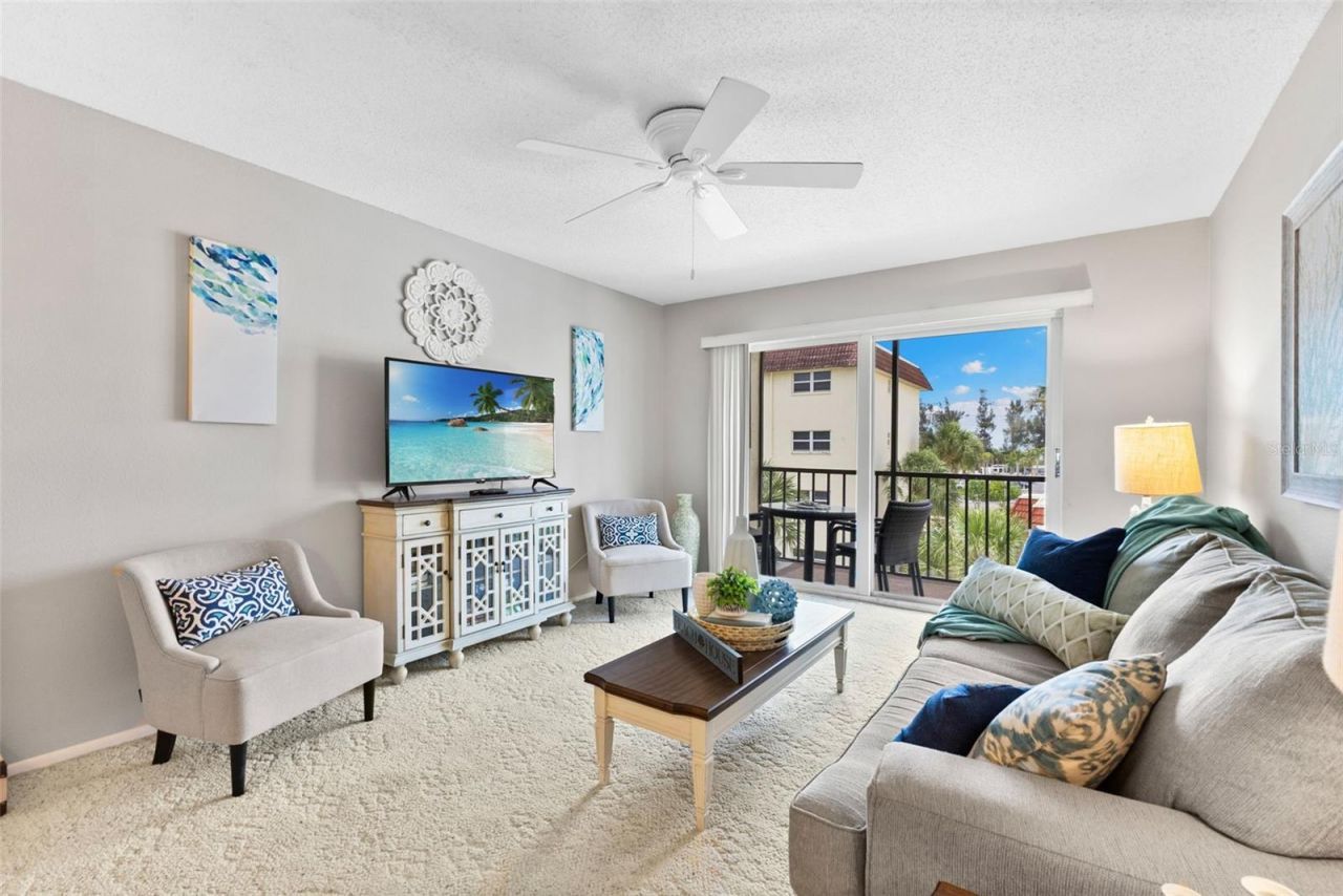 915 Beach Road, Unit 318, Sarasota, FL 34242 Photo