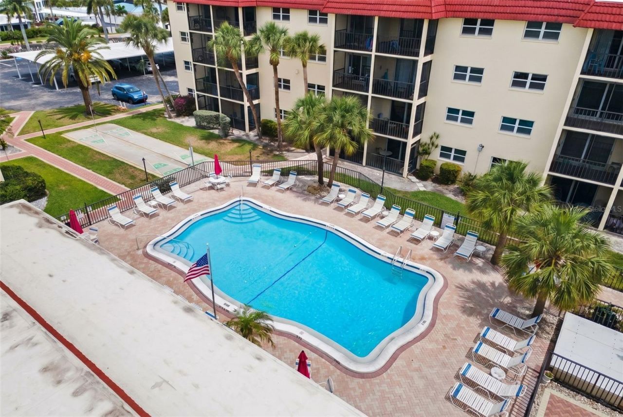 915 Beach Road, Unit 318, Sarasota, FL 34242 Photo