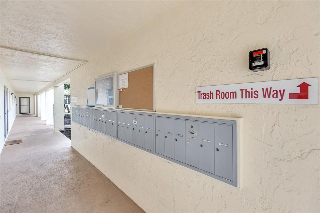 915 Beach Road, Unit 318, Sarasota, FL 34242 Photo