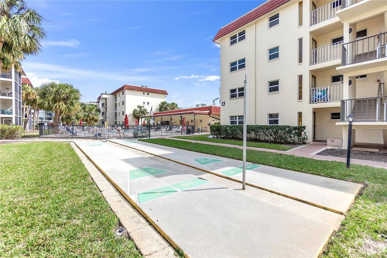 915 Beach Road, Unit 318, Sarasota, FL 34242 Photo