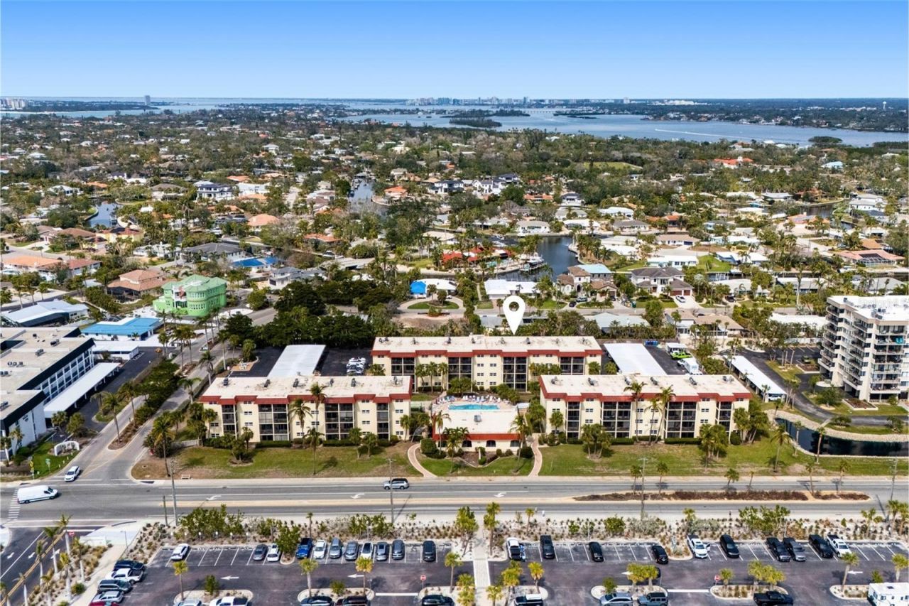 915 Beach Road, Unit 318, Sarasota, FL 34242 Photo