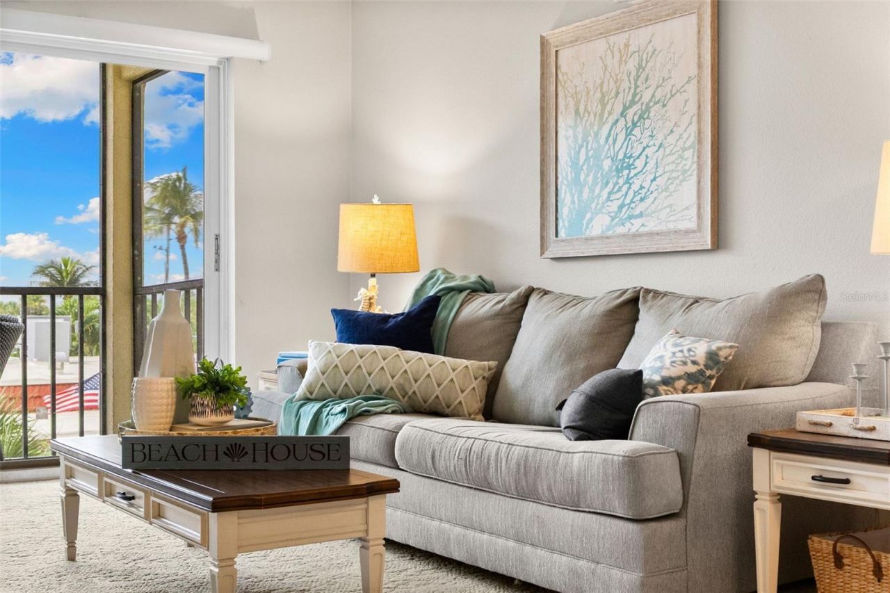 915 Beach Road, Unit 318, Sarasota, FL 34242 Photo