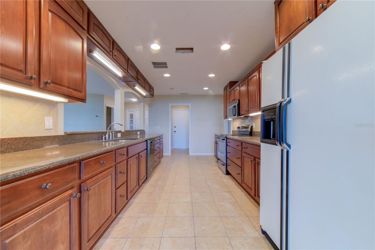 12255 Virginia Drive, Leesburg, FL 34788 Photo