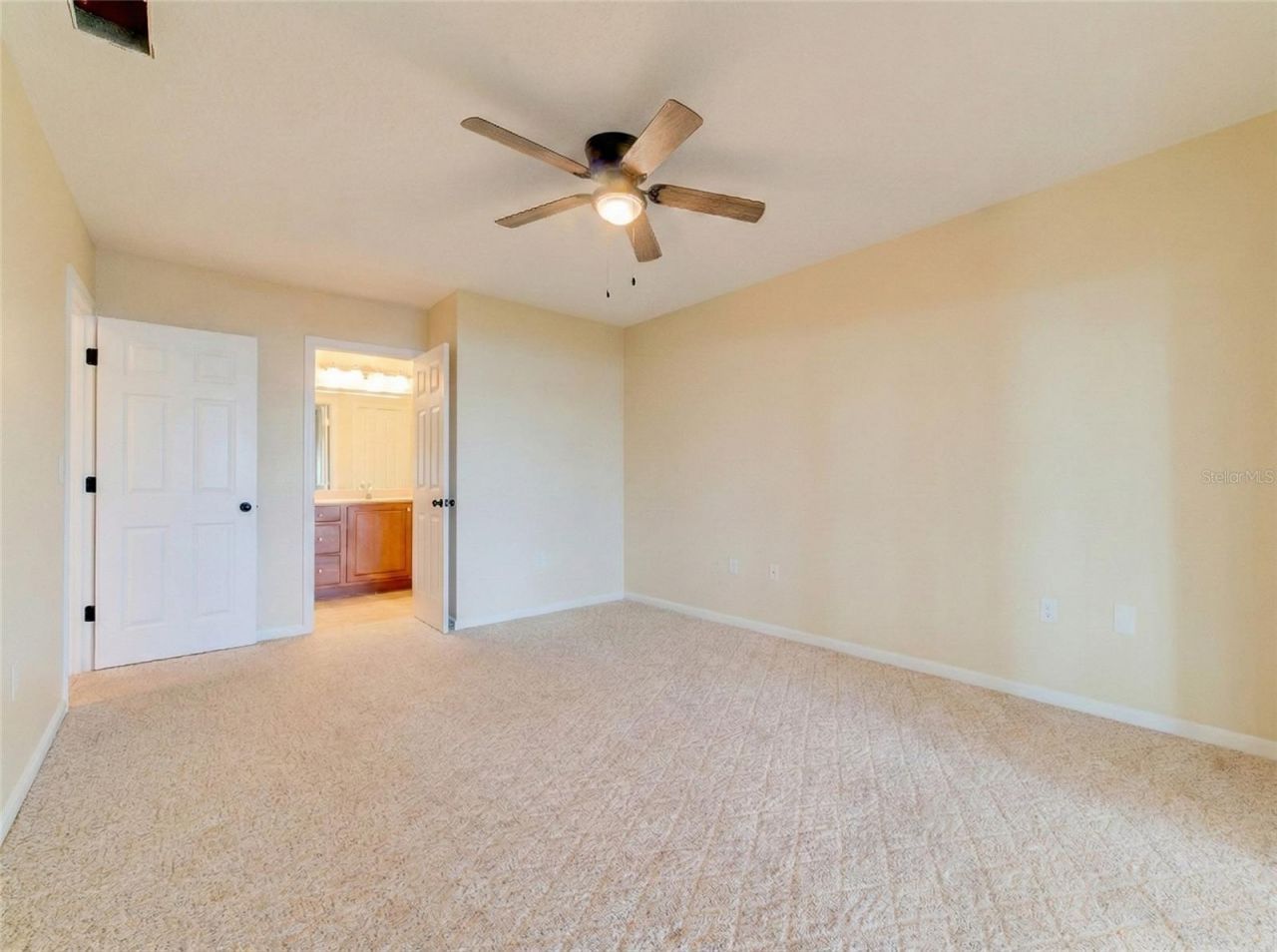 12255 Virginia Drive, Leesburg, FL 34788 Photo