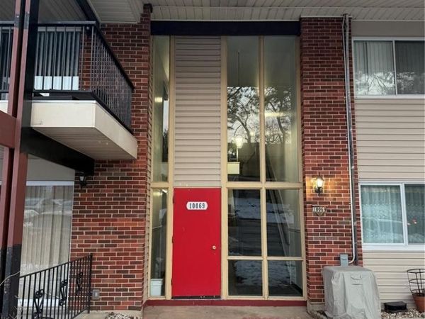 10069 N Bunker Hill Drive, Unit A, St Louis, MO 63123