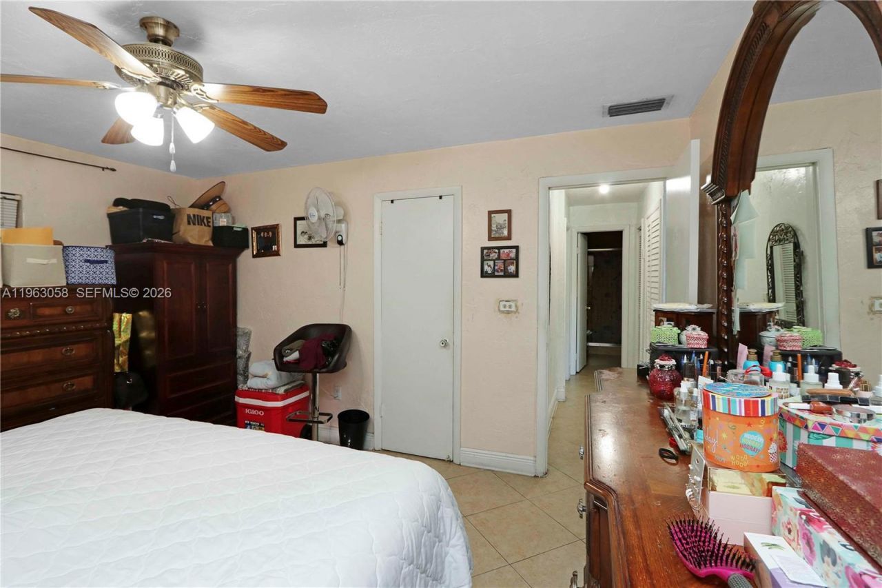 1275 W 35th St , Unit 45B, Hialeah, FL 33012 Photo