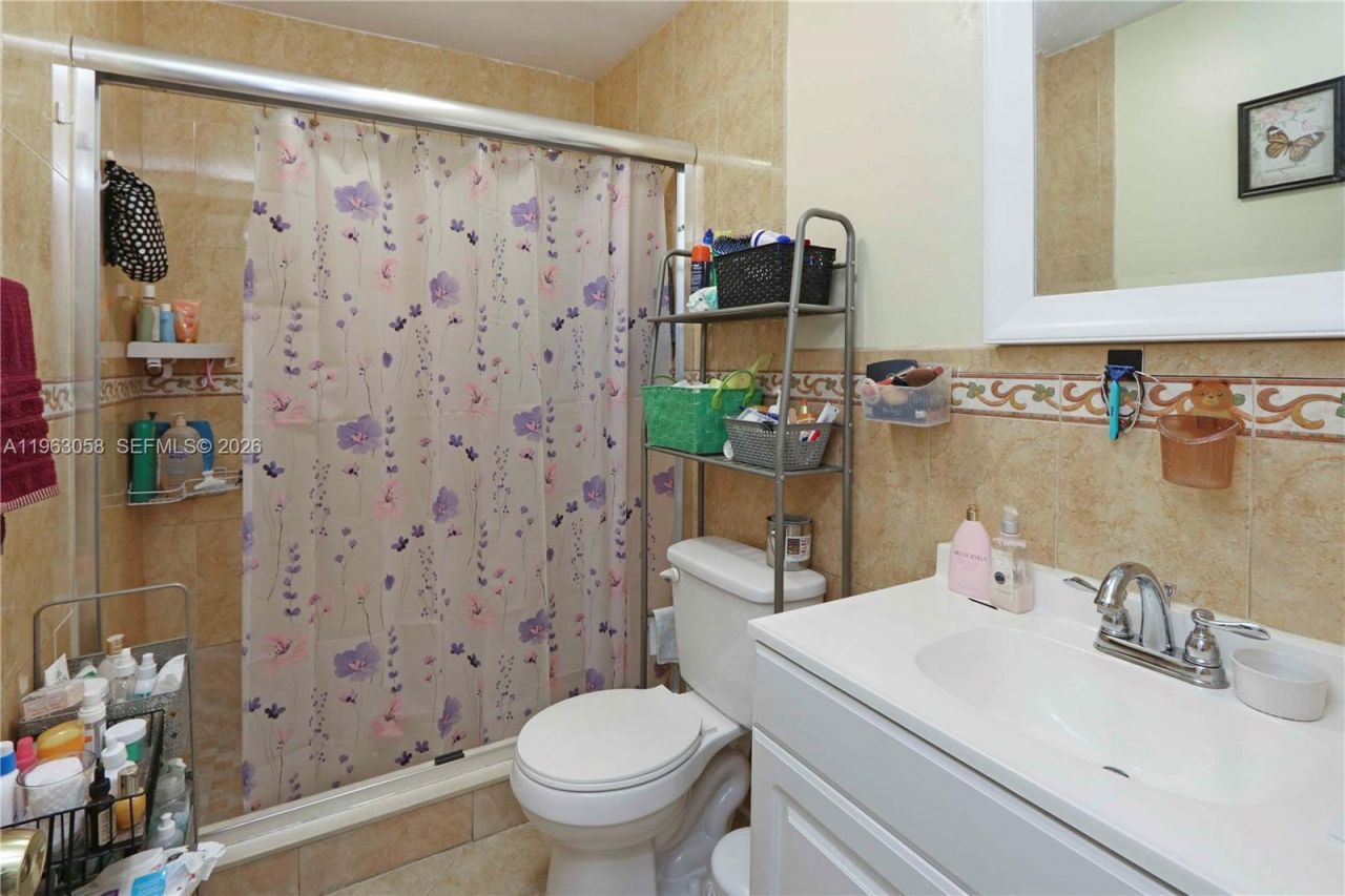 1275 W 35th St , Unit 45B, Hialeah, FL 33012 Photo