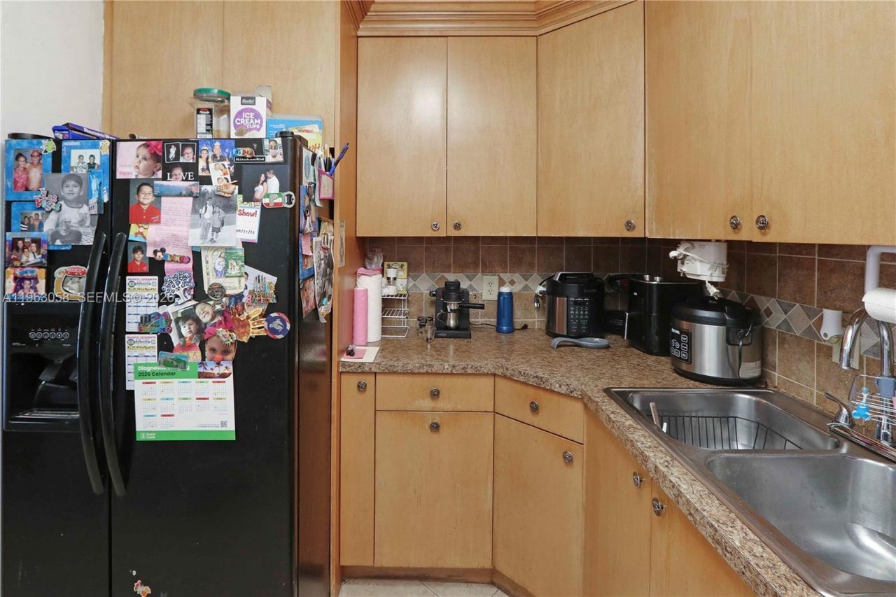 1275 W 35th St , Unit 45B, Hialeah, FL 33012 Photo