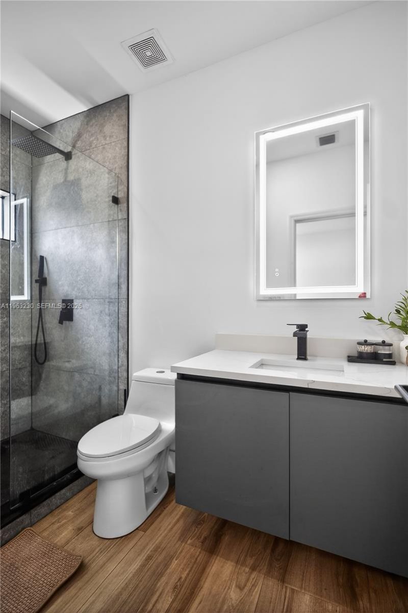 913 NE 15th St, Fort Lauderdale, FL 33304 Photo