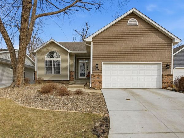 1224 Forest Glen Court SE, Cedar Rapids, IA 52403