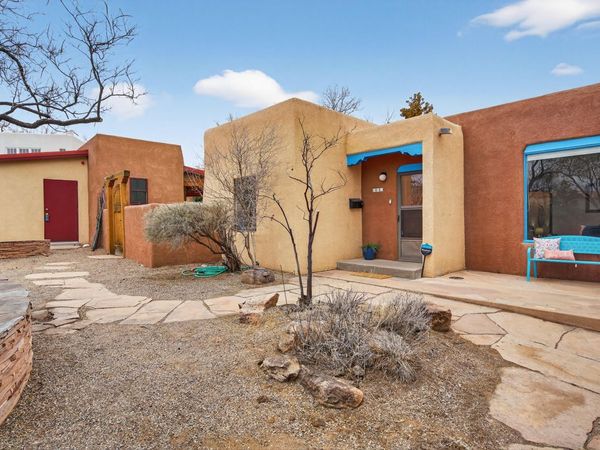 605 Wellesley Drive SE, Albuquerque, NM 87106