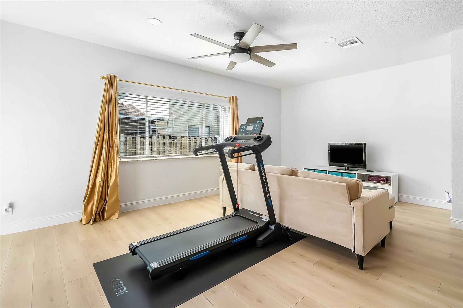 9500 Stanley Lane, Tamarac, FL 33321 Photo