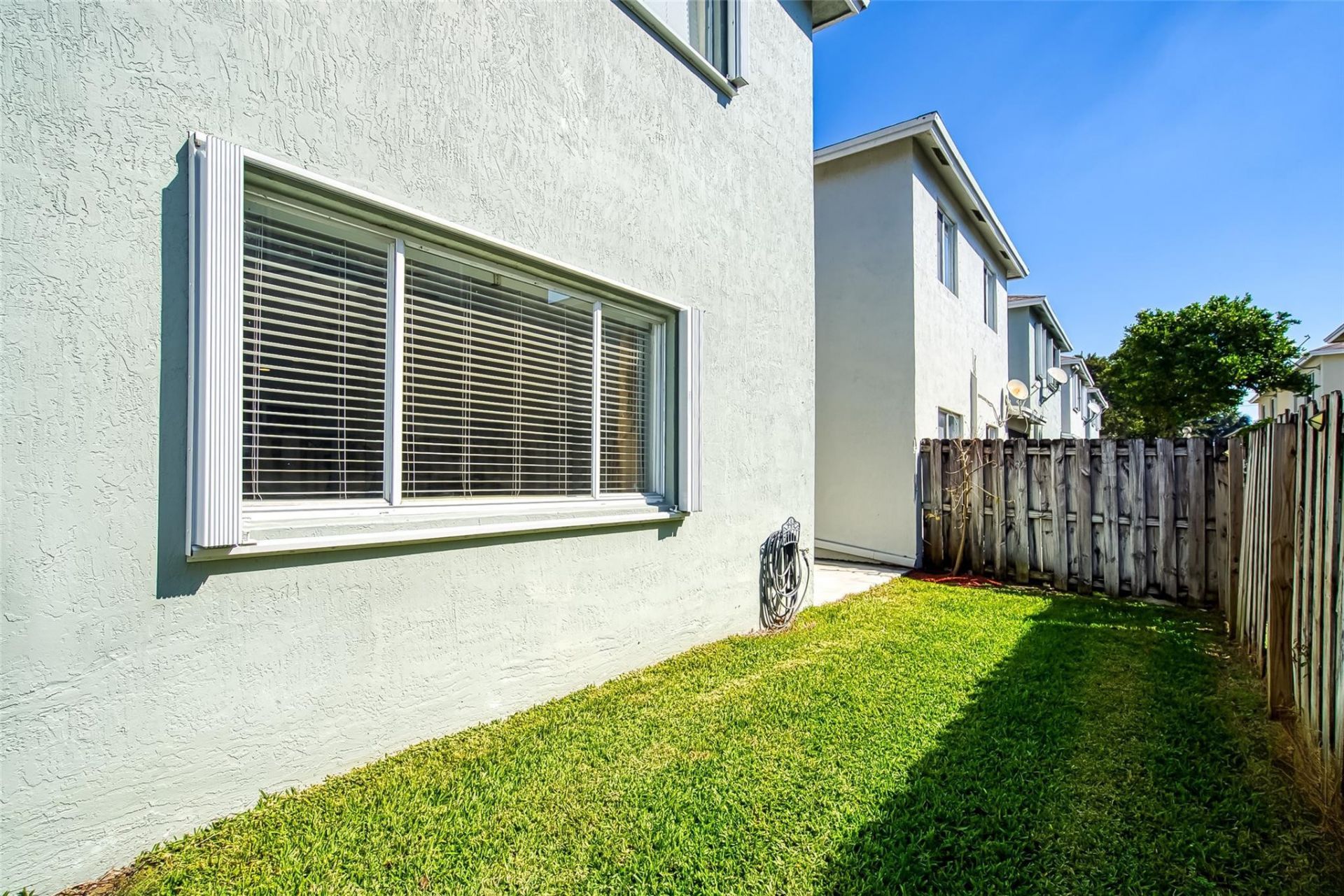 9500 Stanley Lane, Tamarac, FL 33321 Photo