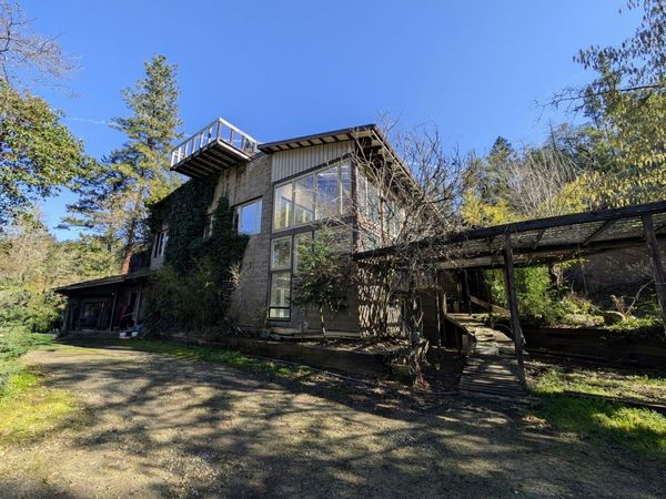 17019 Williams Highway, Williams, OR 97544