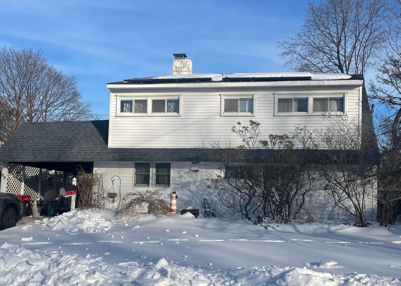 39 Beacon Lane, Hicksville, NY 11801 Main Photo