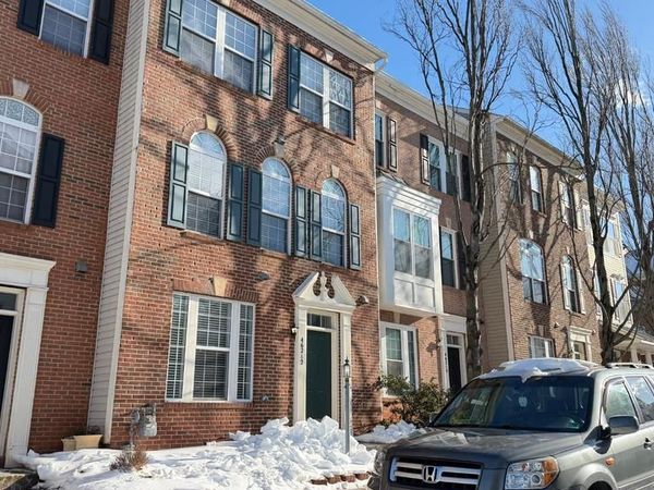 46212 WALES TERRACE, STERLING, VA 20165