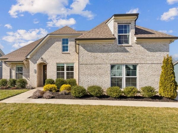 536 Oakvale Ln, Mount Juliet, TN 37122