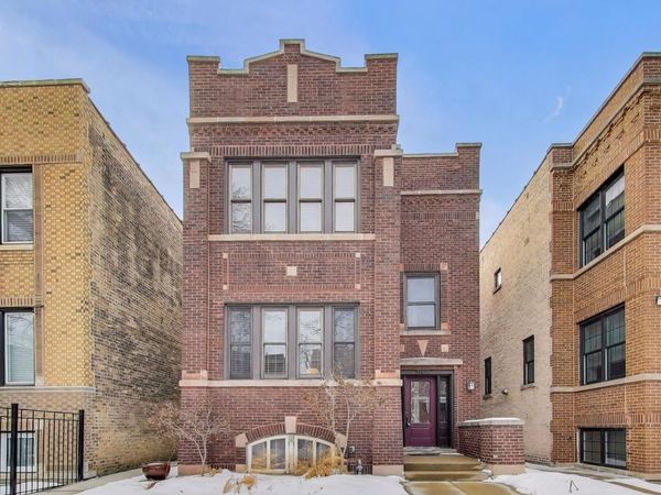 3502 N Oakley Avenue, Chicago, IL 60618