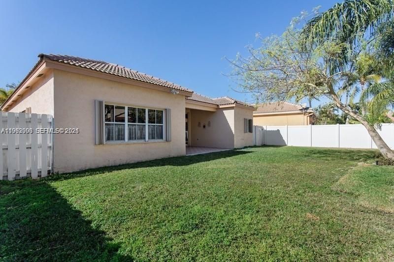 1236 Meadows Blvd, Weston, FL 33327 Photo