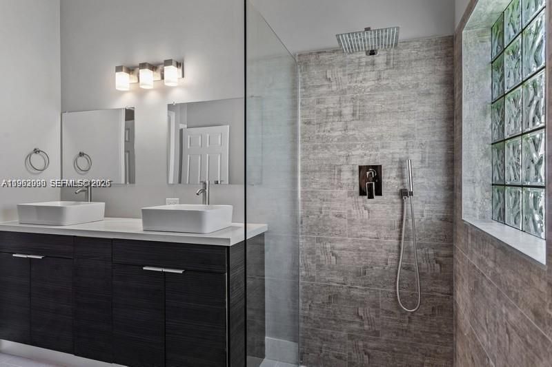 1236 Meadows Blvd, Weston, FL 33327 Photo