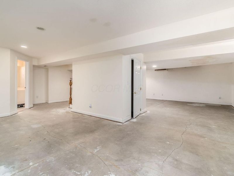 180 Oakwood Court, Westerville, OH 43081 Photo 37