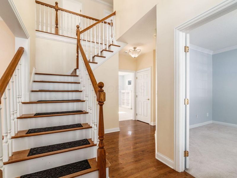 180 Oakwood Court, Westerville, OH 43081 Photo 5