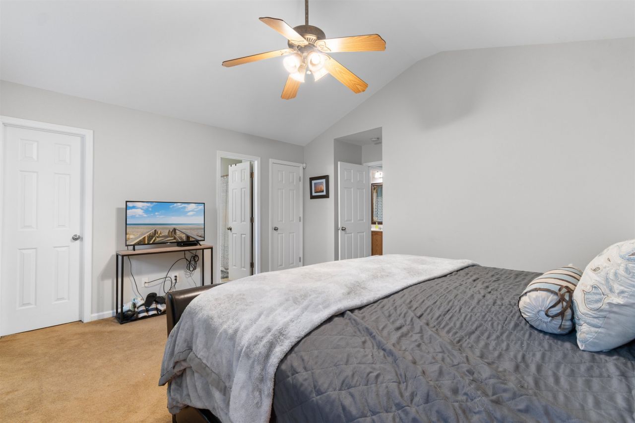 2205 Haystack Way Photo 13