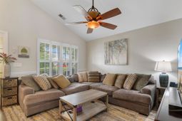 2205 Haystack Way photo 4