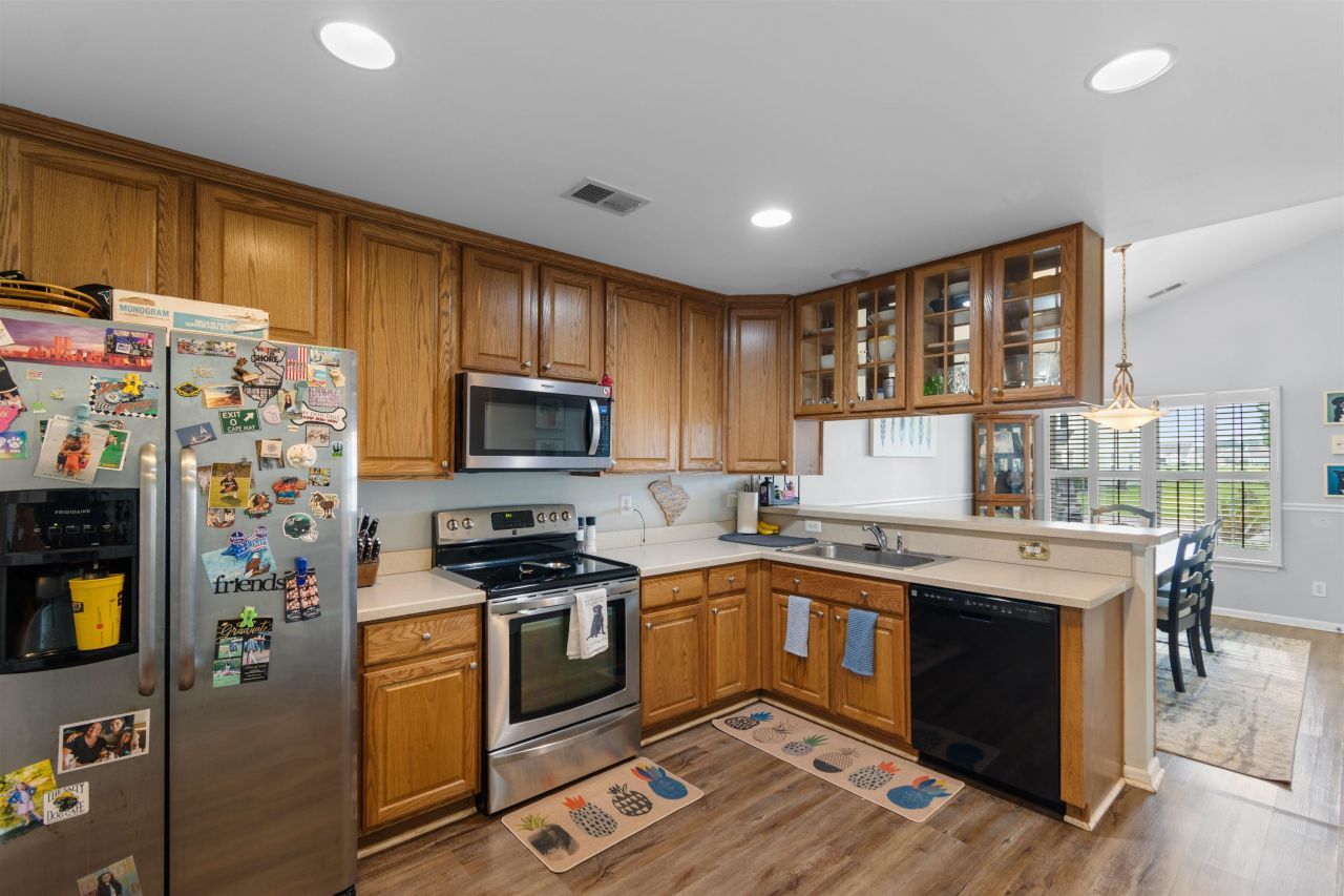 2205 Haystack Way Photo 7