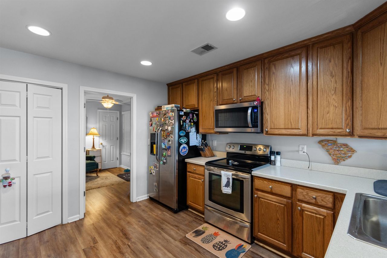 2205 Haystack Way Photo 9