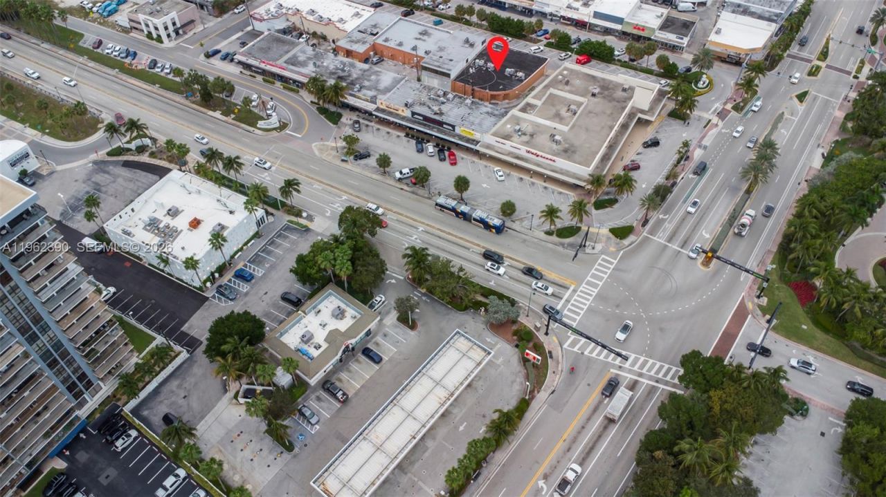 Ne 32 Str , Fort Lauderdale, FL 33308 Photo