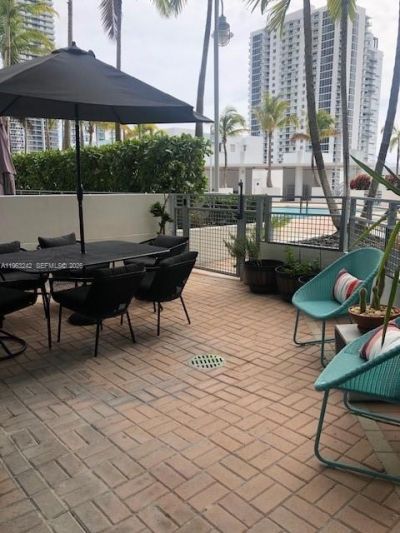 350 NE 24th St, Unit 504, Miami, FL 33137 Photo
