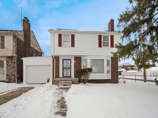 16800 Ilene Street, Detroit, MI 48221