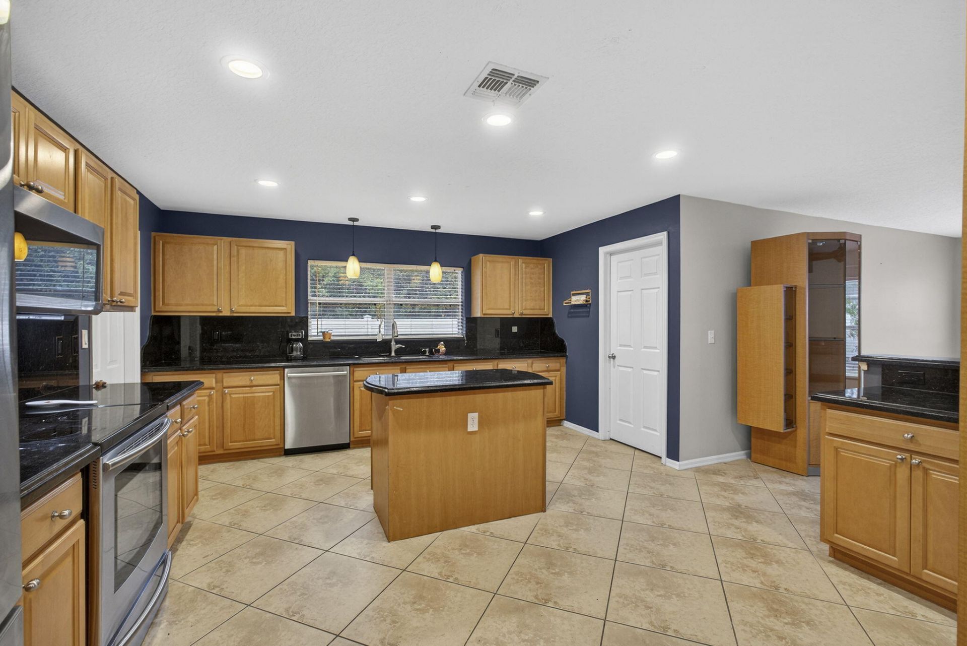 1618 SW Nervia Avenue, Port Saint Lucie, FL 34953 Photo