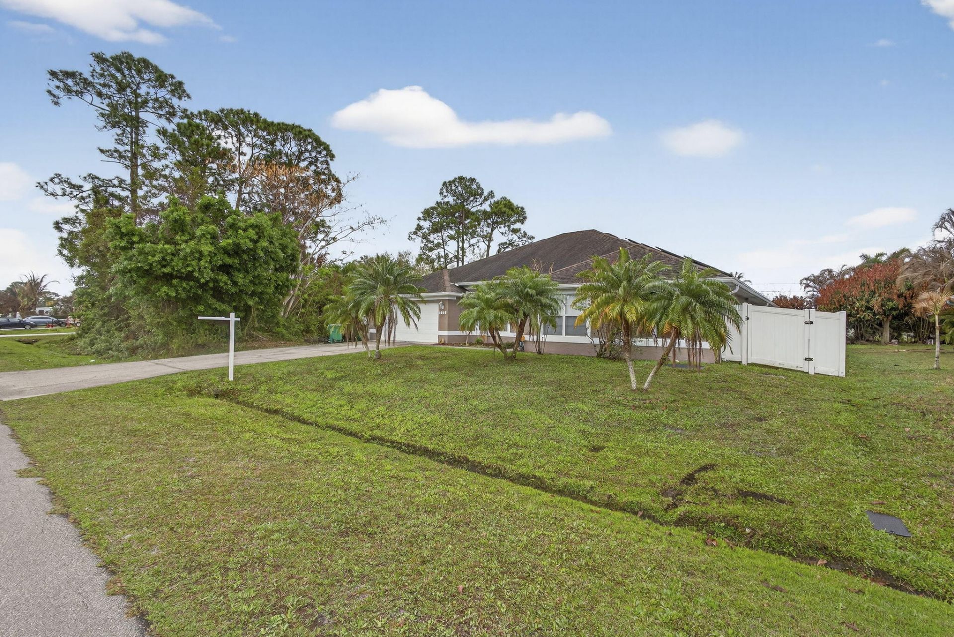 1618 SW Nervia Avenue, Port Saint Lucie, FL 34953 Photo