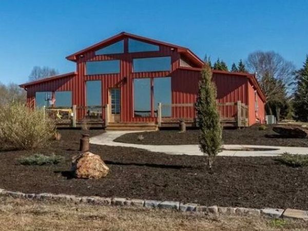 284 Snow Farm Road, Hull, GA 30646