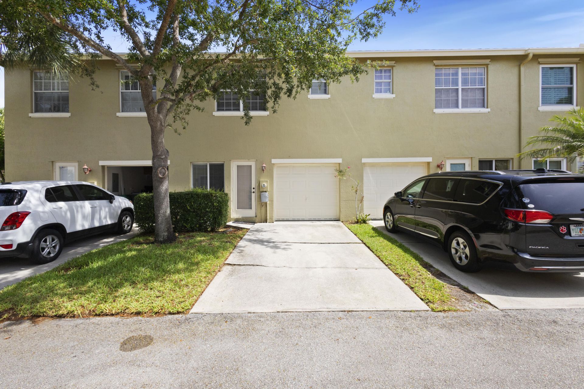 2148 SE Destin Drive, Port Saint Lucie, FL 34952 Photo