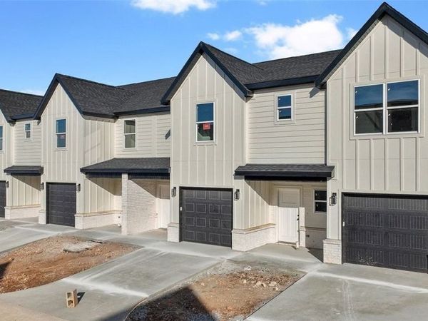 1702 Cuppett Circle, Pea Ridge, AR 72751