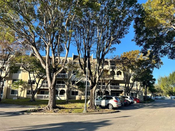 8103 Camino Real , Unit C413, Miami, FL 33143