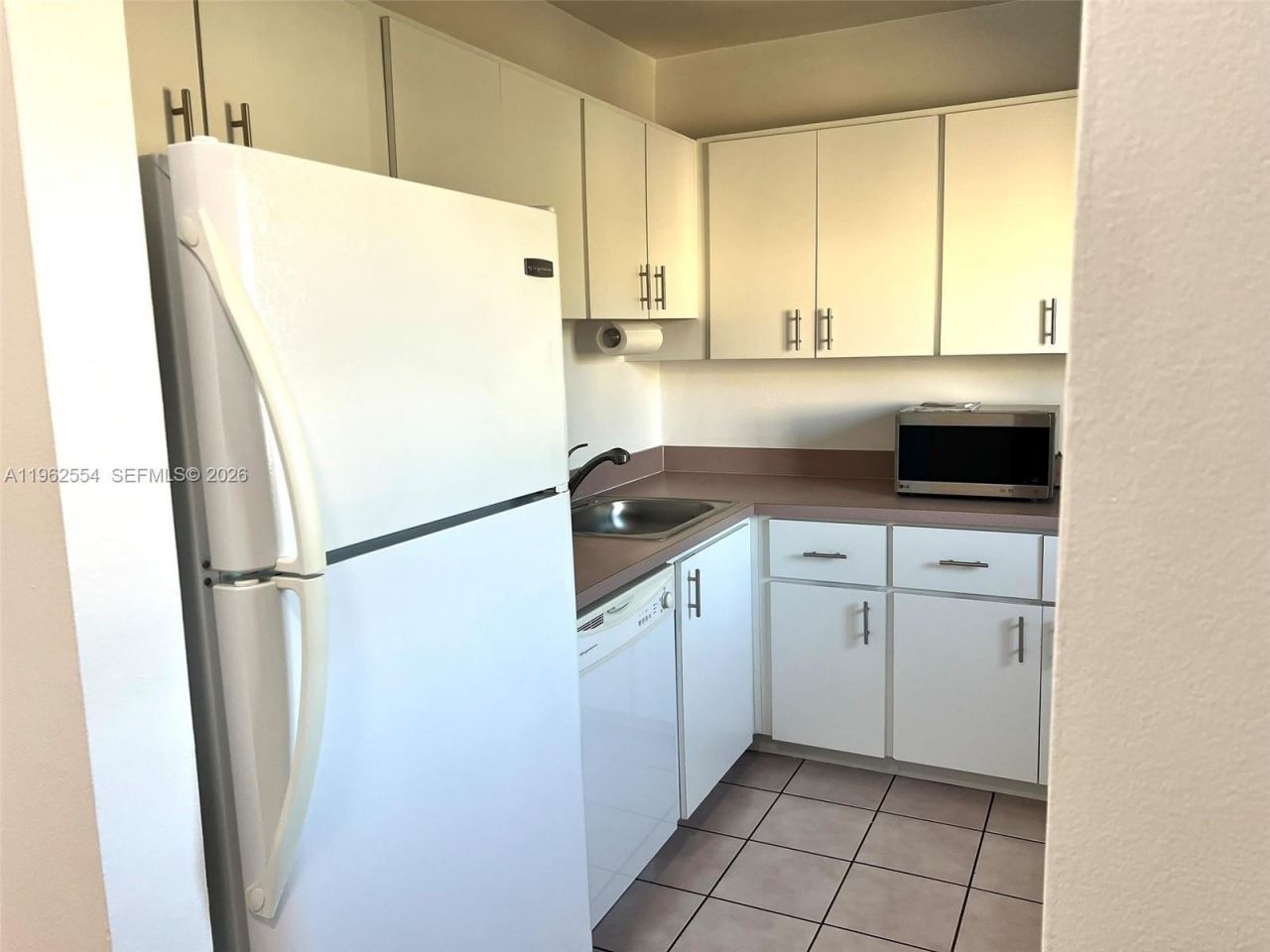 8103 Camino Real , Unit C413, Miami, FL 33143 Photo