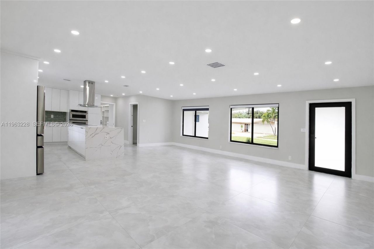 6020 NE 18th Ter, Fort Lauderdale, FL 33308 Photo