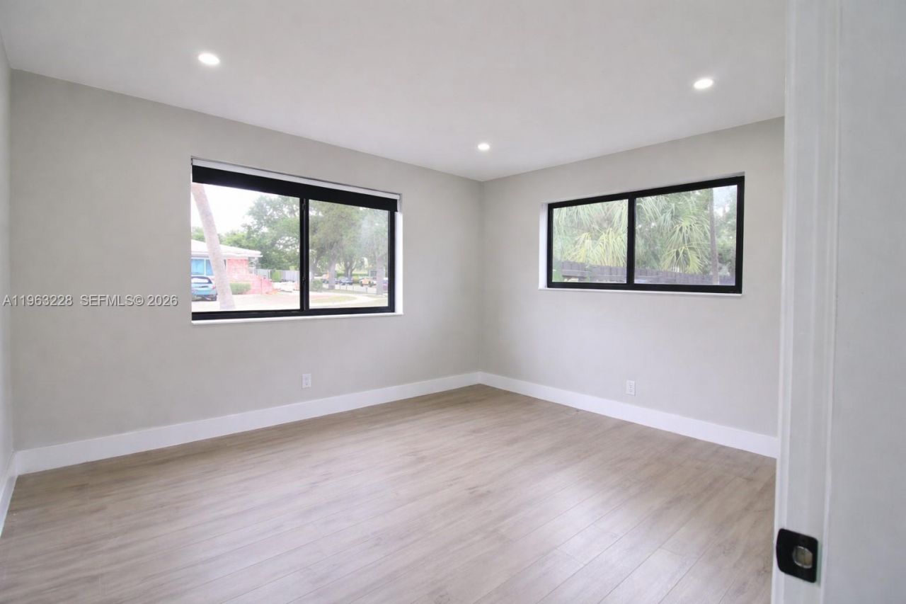 6020 NE 18th Ter, Fort Lauderdale, FL 33308 Photo